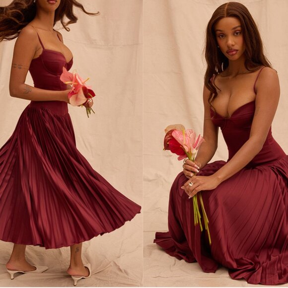 HOUSE OF CB 'Beau' Wine Pleated Midi Dress NWOT - Picture 1 of 10